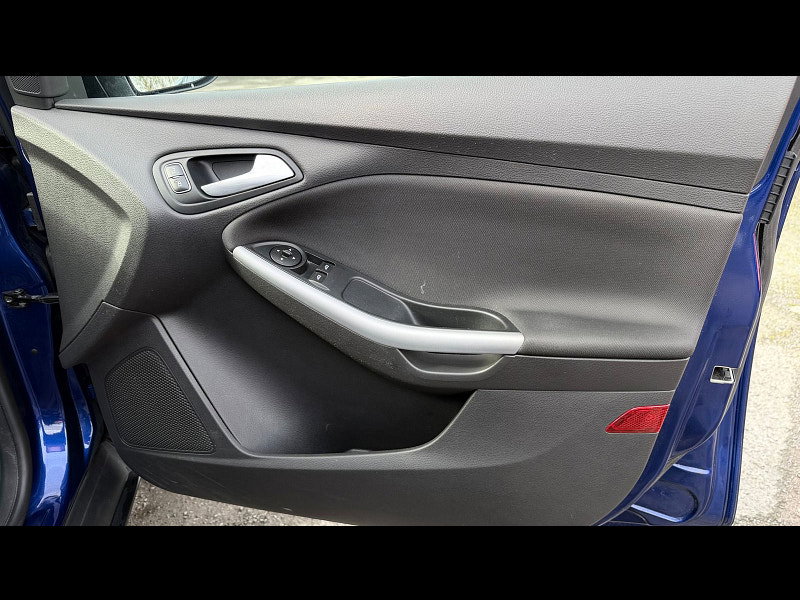 Ford Focus 1.0T EcoBoost Zetec Hatchback 5dr Petrol Manual Euro 6 (s/s) (125 ps) 5dr Manual 2026