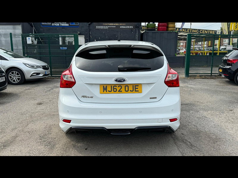 Ford Focus 1.0T EcoBoost Zetec S Euro 5 (s/s) 5dr 5dr Manual 2026
