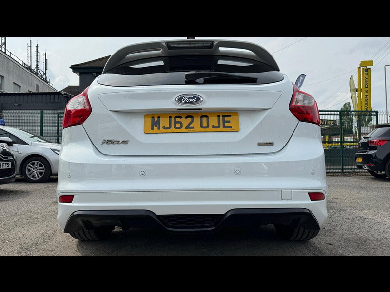 Ford Focus 1.0T EcoBoost Zetec S Euro 5 (s/s) 5dr 5dr Manual 2026