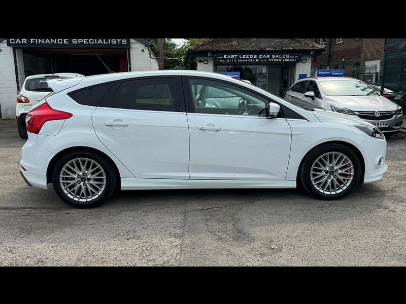 Ford Focus 1.0T EcoBoost Zetec S Euro 5 (s/s) 5dr 5dr Manual 2026