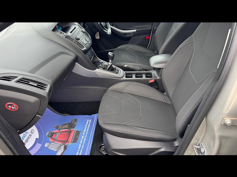 Ford Focus 1.6 TDCi Zetec Euro 5 (s/s) 5dr 5dr Manual 2026