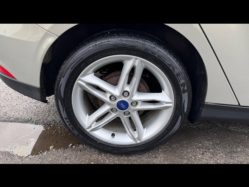 Ford Focus 1.6 TDCi Zetec Euro 5 (s/s) 5dr 5dr Manual 2026