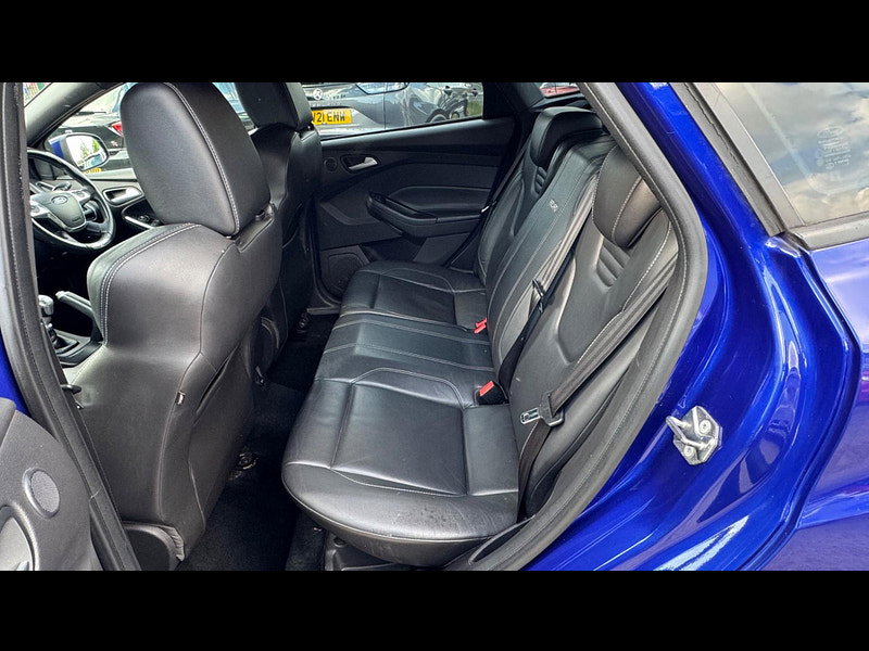 Ford Focus 2.0T EcoBoost ST-3 Euro 5 (s/s) 5dr 5dr Manual 2026