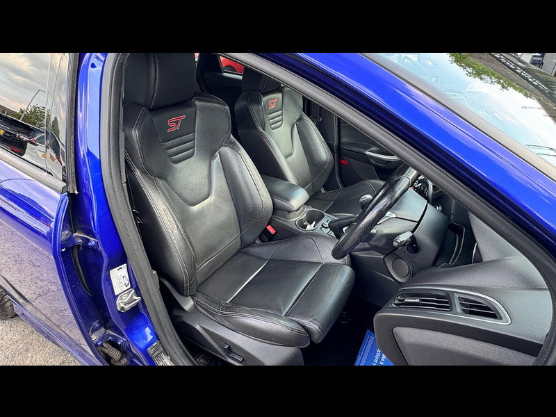 Ford Focus 2.0T EcoBoost ST-3 Euro 5 (s/s) 5dr 5dr Manual 2026