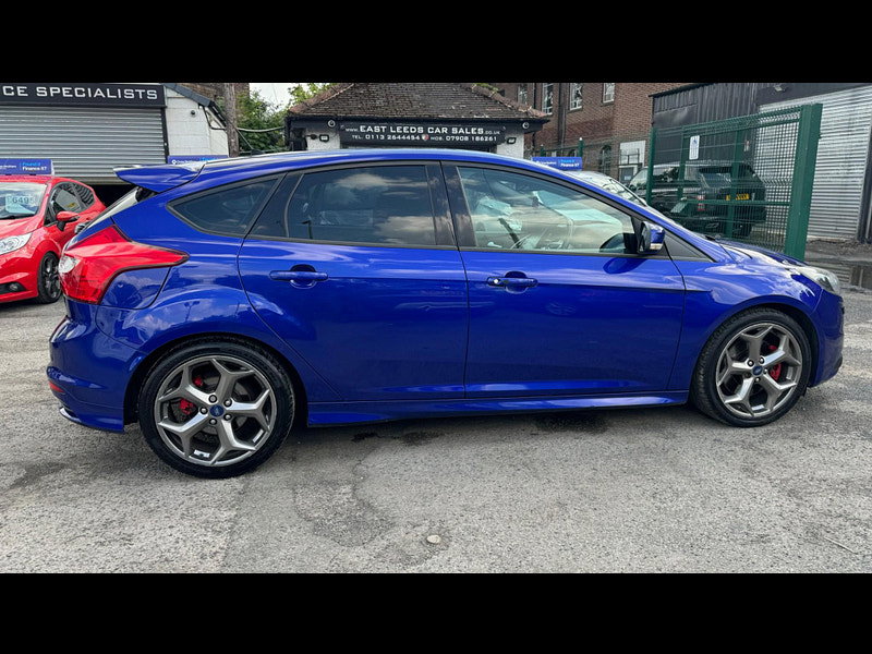 Ford Focus 2.0T EcoBoost ST-3 Euro 5 (s/s) 5dr 5dr Manual 2026