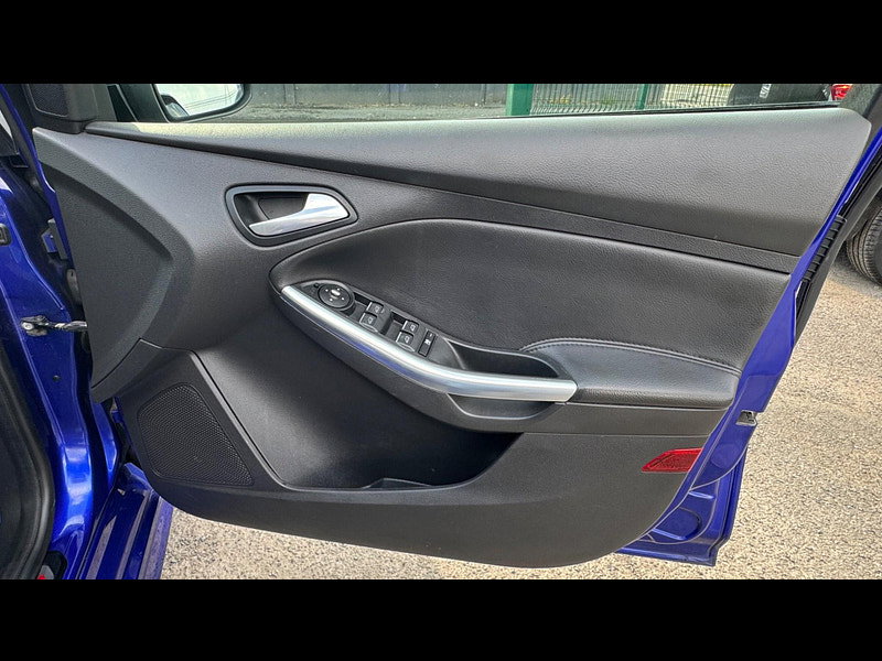 Ford Focus 2.0T EcoBoost ST-3 Euro 5 (s/s) 5dr 5dr Manual 2026
