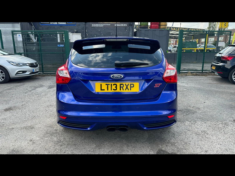 Ford Focus 2.0T EcoBoost ST-3 Euro 5 (s/s) 5dr 5dr Manual 2026