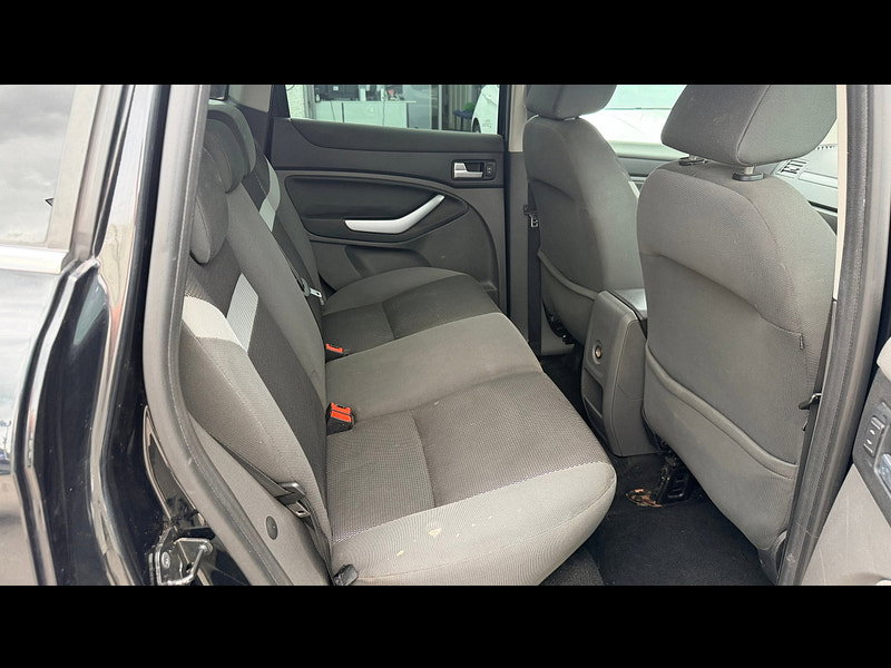 Ford Kuga 2.0 TDCi Zetec SUV 5dr Diesel Manual 2WD Euro 5 (140 ps) 5dr Manual 2026