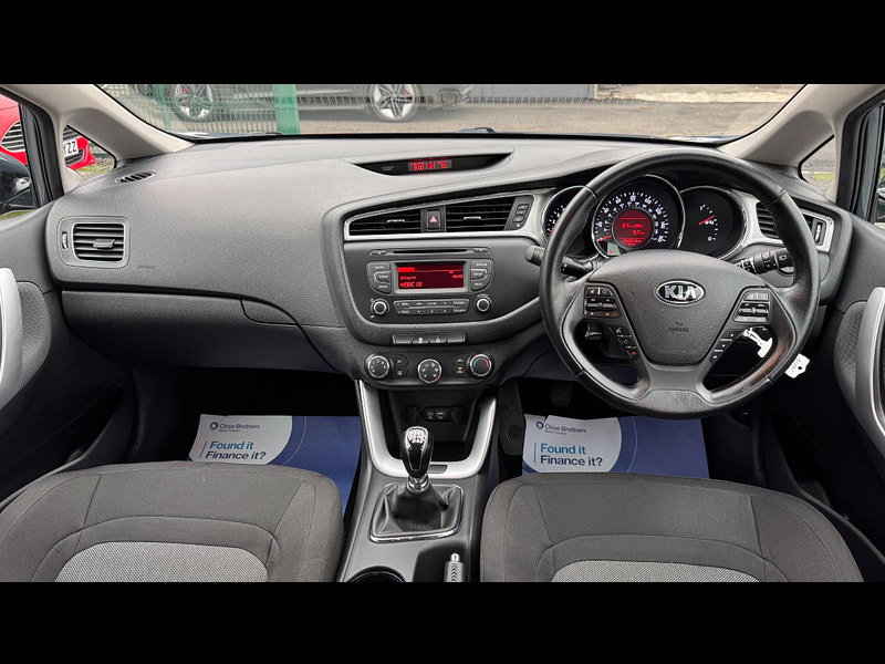 Kia Ceed 1.6 CRDi 2 Euro 6 (s/s) 5dr 5dr Manual 2026