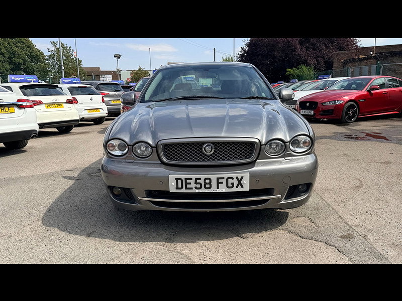 Jaguar X-TYPE 2.2D DPF SE Saloon 4dr Diesel Automatic (184 g/km, 143 bhp) 4dr Automatic 2026