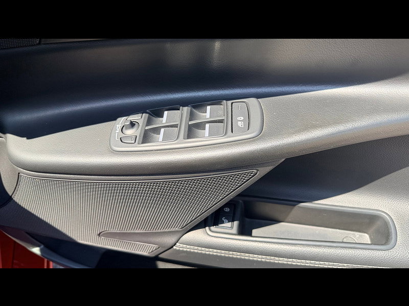 Jaguar XE 2.0 GTDi R-Sport Saloon 4dr Petrol Auto Euro 6 (s/s) (200 ps) 4dr Automatic 2026