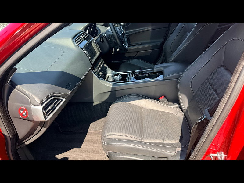 Jaguar XE 2.0 GTDi R-Sport Saloon 4dr Petrol Auto Euro 6 (s/s) (200 ps) 4dr Automatic 2026
