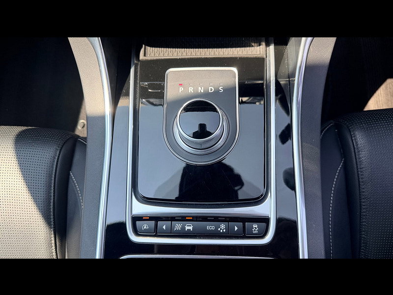 Jaguar XE 2.0 GTDi R-Sport Saloon 4dr Petrol Auto Euro 6 (s/s) (200 ps) 4dr Automatic 2026