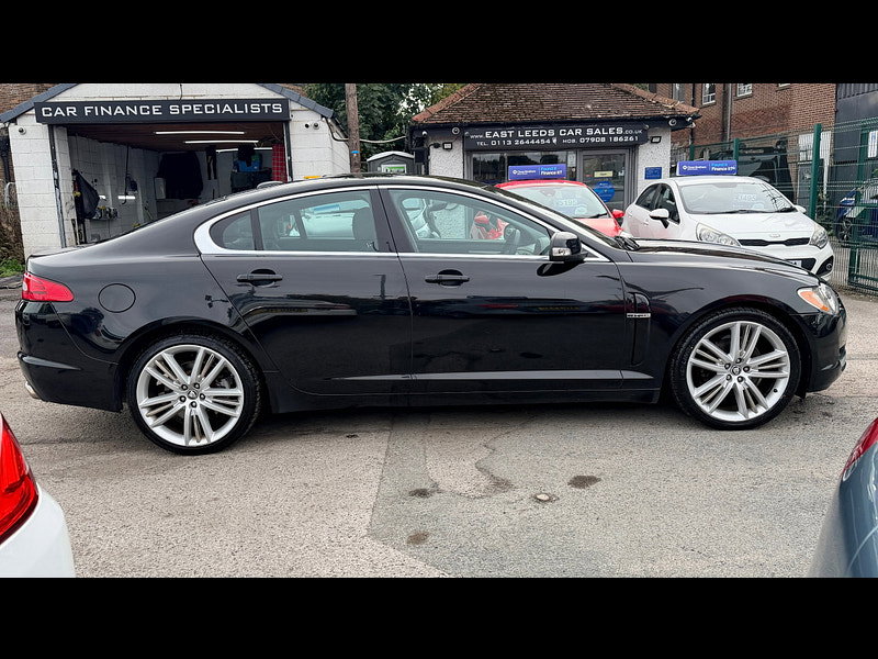 Jaguar XF 2.7d V6 Premium Luxury Saloon 4dr Diesel Auto Euro 4 (207 ps) 4dr Automatic 2026