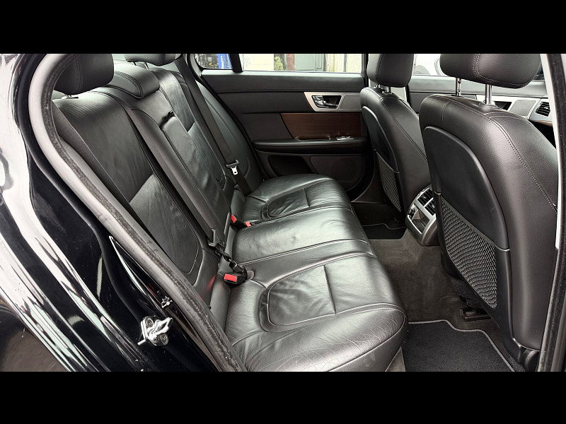 Jaguar XF 2.2d Luxury Saloon 4dr Diesel Auto Euro 5 (s/s) (163 ps) 4dr Automatic 2026