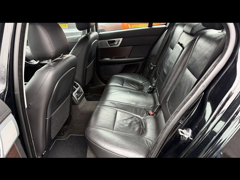 Jaguar XF 2.2d Luxury Saloon 4dr Diesel Auto Euro 5 (s/s) (163 ps) 4dr Automatic 2026