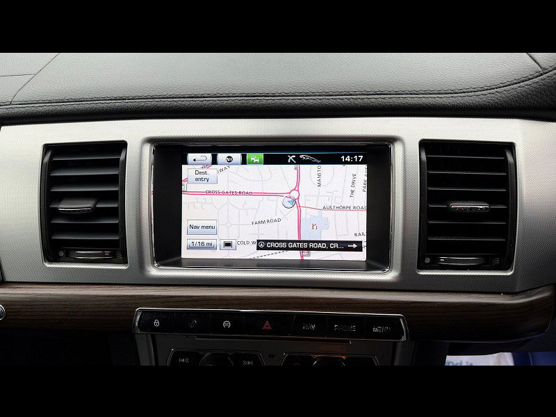 Jaguar XF 2.2d Luxury Saloon 4dr Diesel Auto Euro 5 (s/s) (163 ps) 4dr Automatic 2026