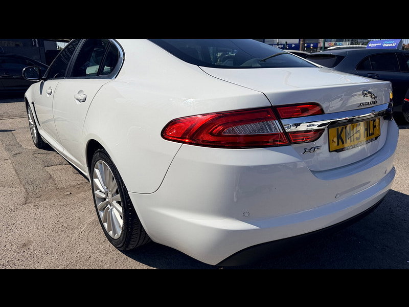 Jaguar XF 2.2d Luxury Saloon 4dr Diesel Auto Euro 5 (s/s) (200 ps) 4dr Automatic 2026