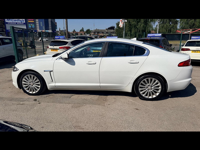 Jaguar XF 2.2d Luxury Saloon 4dr Diesel Auto Euro 5 (s/s) (200 ps) 4dr Automatic 2026