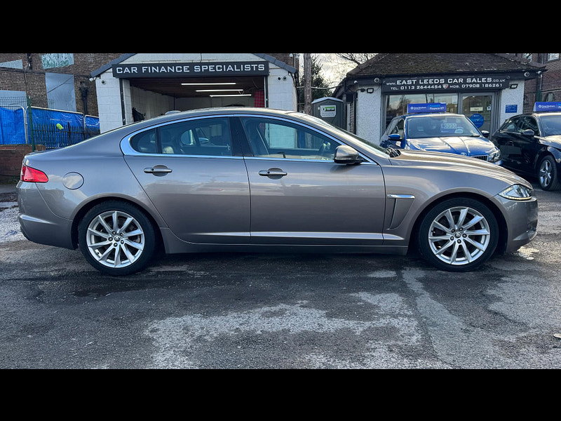 Jaguar XF 2.2d Premium Luxury Auto Euro 5 (s/s) 4dr 4dr Automatic 2026
