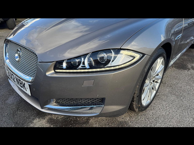 Jaguar XF 2.2d Premium Luxury Auto Euro 5 (s/s) 4dr 4dr Automatic 2026