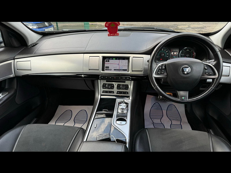 Jaguar XF 2.2d R-Sport Auto Euro 5 (s/s) 4dr 4dr Automatic 2026