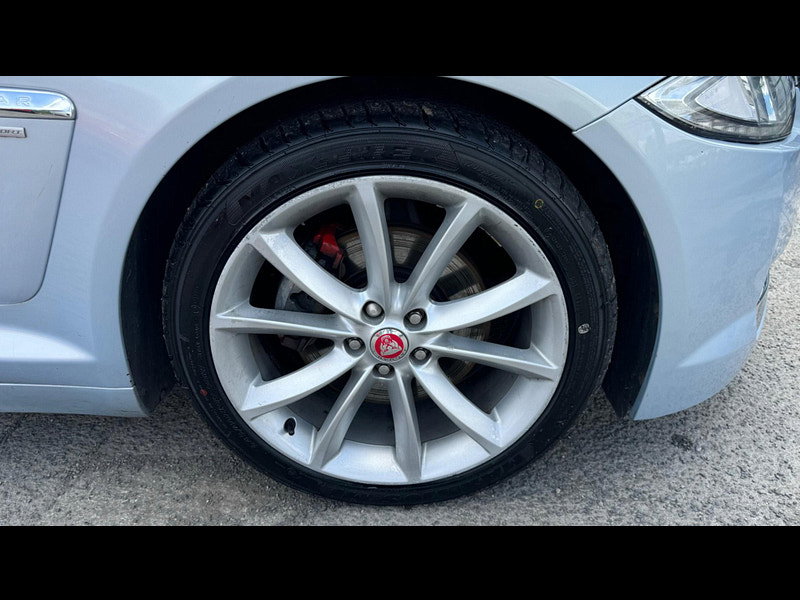 Jaguar XF 2.2d R-Sport Auto Euro 5 (s/s) 4dr 4dr Automatic 2026