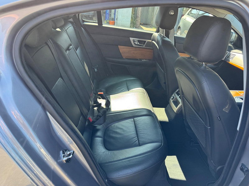 Jaguar XF 3.0 V6 Luxury Auto Euro 4 4dr 4dr Automatic 2026