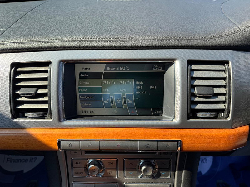 Jaguar XF 3.0 V6 Luxury Auto Euro 4 4dr 4dr Automatic 2026