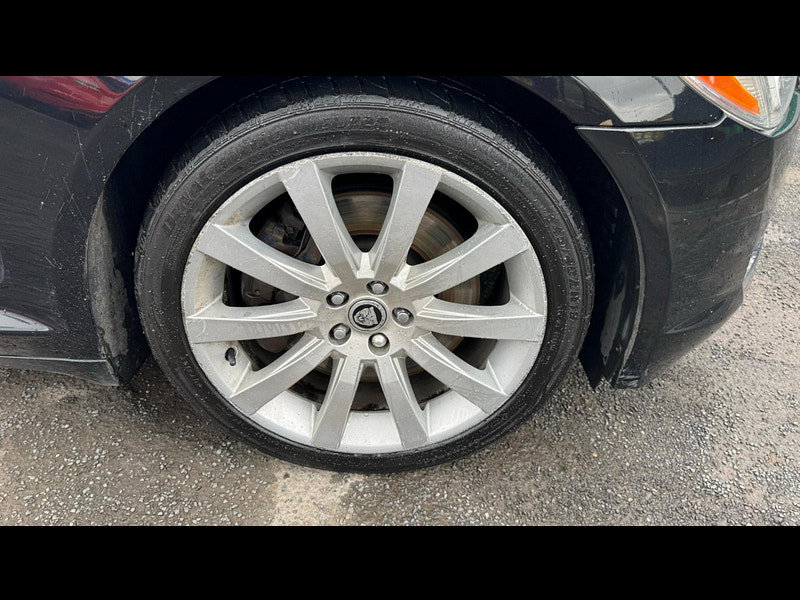 Jaguar XF 3.0d V6 Premium Luxury Auto Euro 5 4dr 4dr Automatic 2026