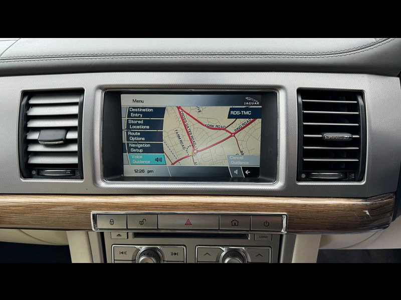 Jaguar XF 3.0d V6 Premium Luxury Auto Euro 5 4dr 4dr Automatic 2026