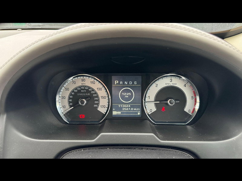 Jaguar XF 3.0d V6 Premium Luxury Auto Euro 5 4dr 4dr Automatic 2026