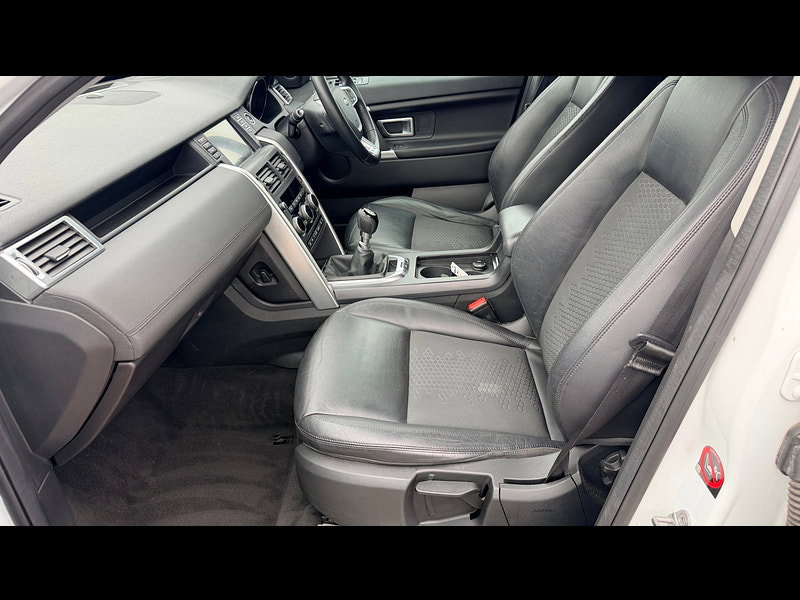 Land Rover Discovery Sport 2.0 TD4 SE SUV 5dr Diesel Manual 4WD Euro 6 (s/s) (5 Seat) (150 ps) 5dr Manual 2026