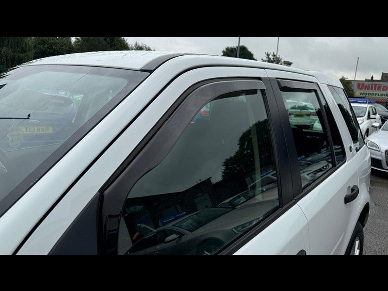 Land Rover Freelander 2 2.2 TD4 S CommandShift 4WD Euro 5 5dr 5dr Automatic 2026