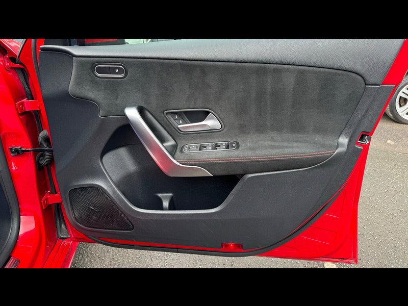 Mercedes-Benz A Class 1.5 A180d AMG Line (Premium) 7G-DCT Euro 6 (s/s) 5dr 5dr Automatic 2026