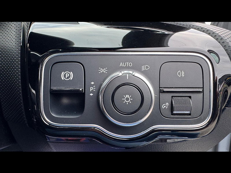 Mercedes-Benz A Class 1.3 A200 AMG Line 7G-DCT Euro 6 (s/s) 5dr 5dr Automatic 2026
