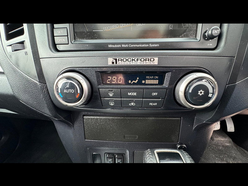 Mitsubishi Shogun 3.2 DI-DC Diamond Auto 4WD Euro 5 5dr LWB 5dr Automatic 2026