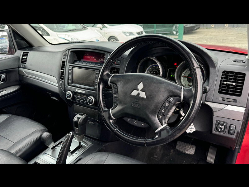 Mitsubishi Shogun 3.2 DI-DC Diamond Auto 4WD Euro 5 5dr LWB 5dr Automatic 2026