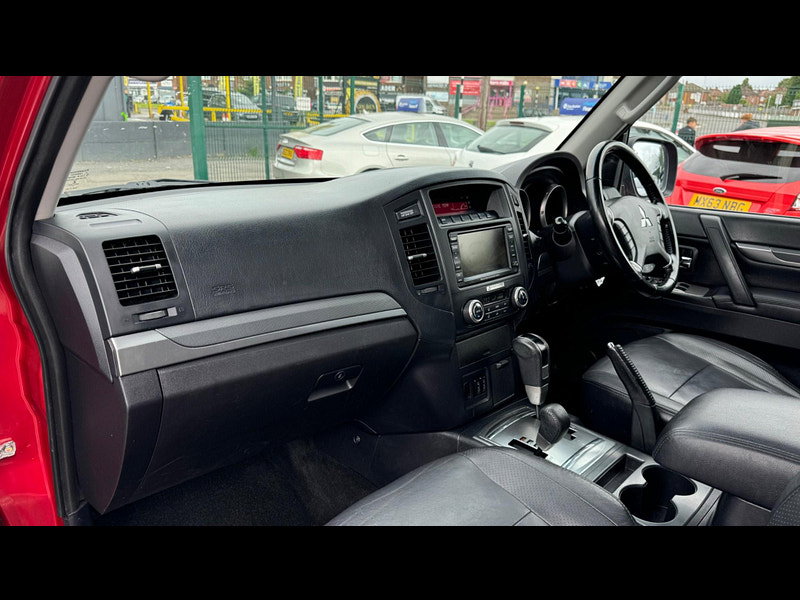 Mitsubishi Shogun 3.2 DI-DC Diamond Auto 4WD Euro 5 5dr LWB 5dr Automatic 2026