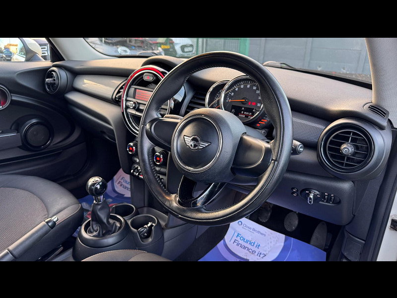 MINI Hatch 1.2 One Euro 6 (s/s) 3dr 3dr Manual 2026