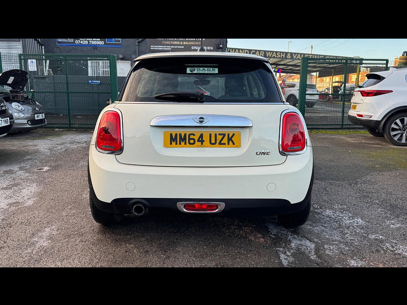 MINI Hatch 1.2 One Euro 6 (s/s) 3dr 3dr Manual 2026