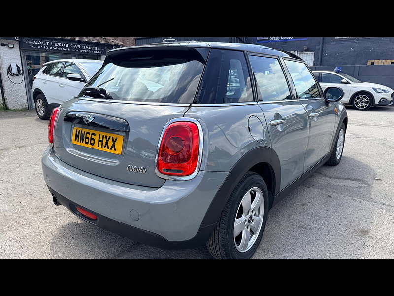 MINI Hatch 1.5 Cooper Hatchback 5dr Petrol Manual Euro 6 (s/s) (136 ps) 5dr Manual 2026