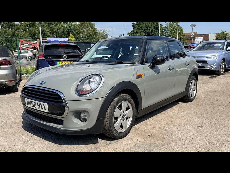 MINI Hatch 1.5 Cooper Hatchback 5dr Petrol Manual Euro 6 (s/s) (136 ps) 5dr Manual 2026