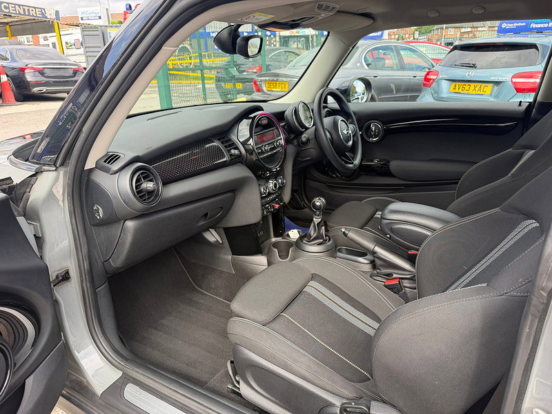 MINI Hatch 2.0 Cooper S Hatchback 3dr Petrol Manual Euro 6 (s/s) (192 ps) 3dr Manual 2026