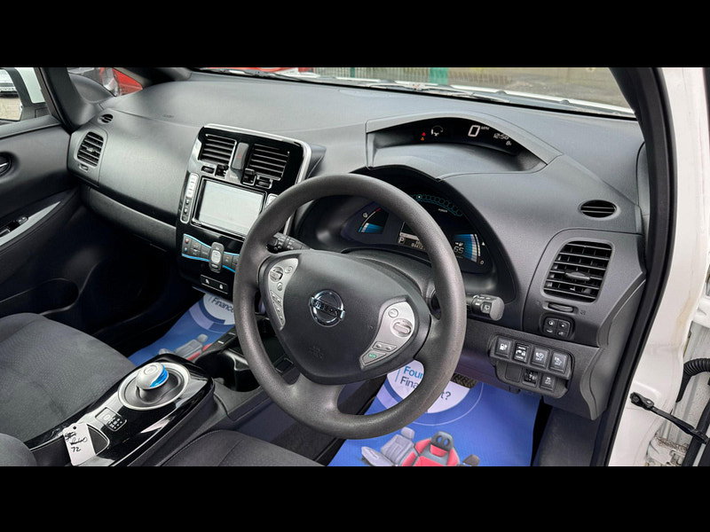 Nissan Leaf 30kWh Acenta Auto 5dr 5dr Automatic 2026