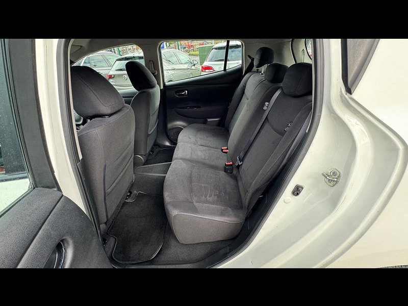 Nissan Leaf 30kWh Acenta Auto 5dr 5dr Automatic 2026