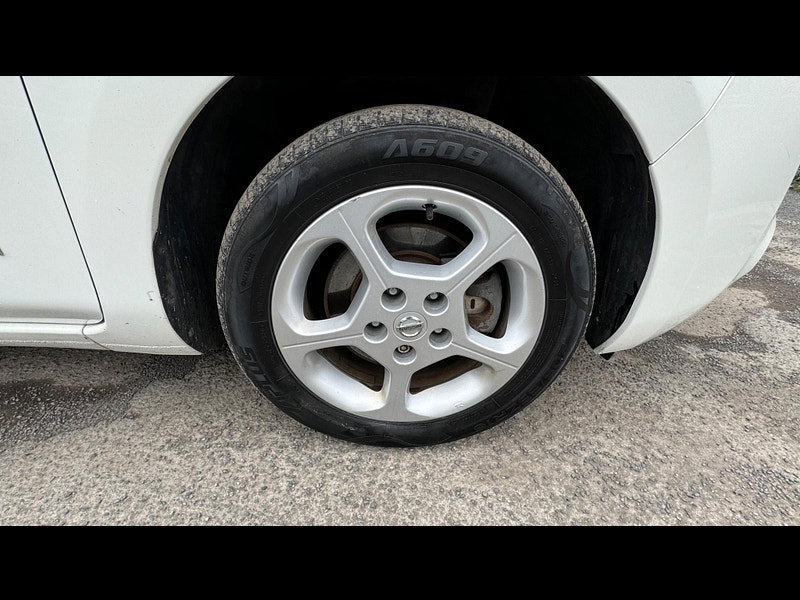 Nissan Leaf 30kWh Acenta Auto 5dr 5dr Automatic 2026