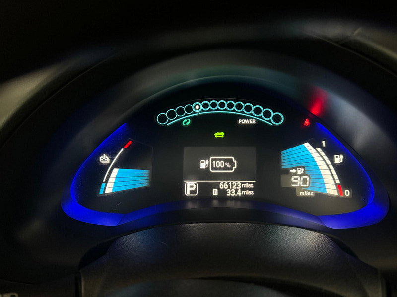 Nissan Leaf 30kWh Acenta Auto 5dr 5dr Automatic 2026