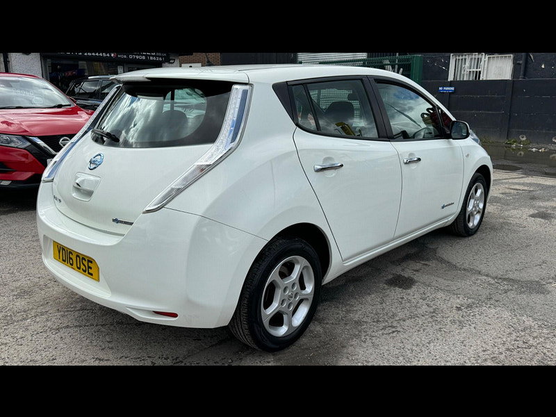 Nissan Leaf 30kWh Acenta Auto 5dr 5dr Automatic 2026