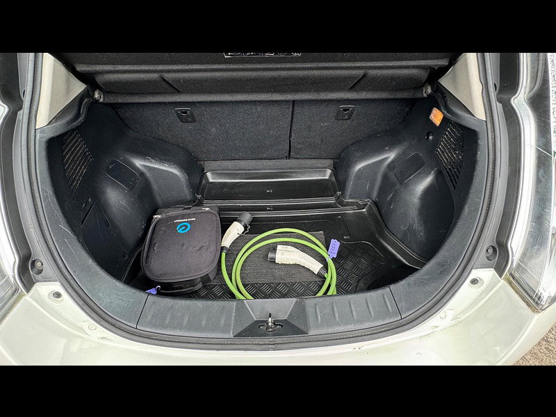 Nissan Leaf 30kWh Acenta Auto 5dr 5dr Automatic 2026